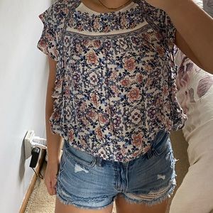 American eagle floral top